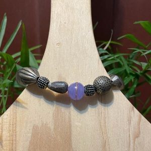 Vintage stretchy bracelet